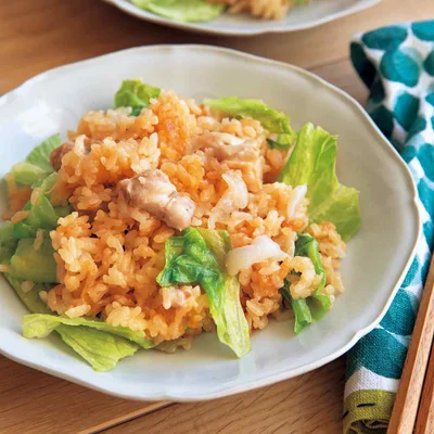 「とり肉と新玉ねぎのみそ炊き込みご飯」の献立