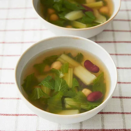 セロリと豆の中華スープ