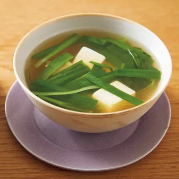 豆腐とにらの中華スープ