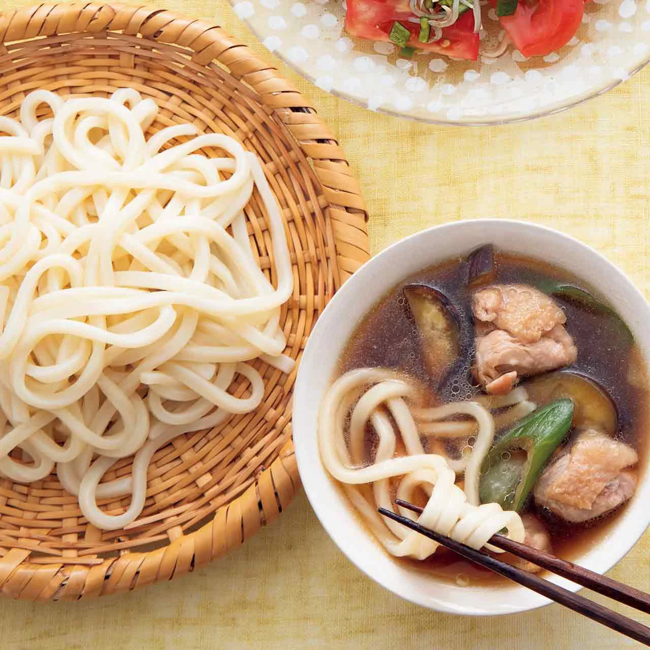 とり肉となすのつけうどん