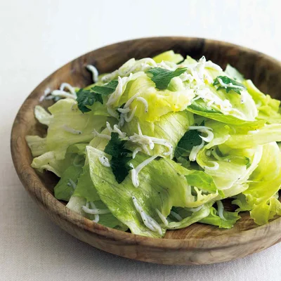 レタスとしらすのさっぱりサラダ