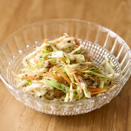 キャベツとにんじんのしそあえ