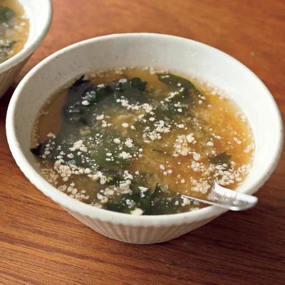わかめのとろろスープ