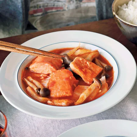 鮭と白菜のトマト煮