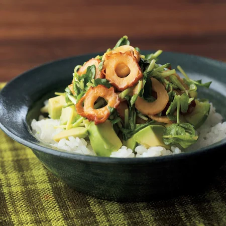 マヨちくアボカドのっけご飯