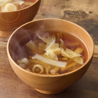 白菜とねぎのすまし汁