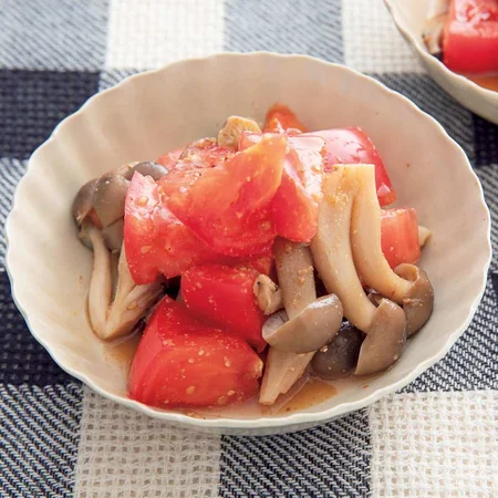 トマトとしめじのごまあえ