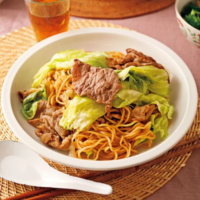 牛肉とレタスのオイスター焼きそば