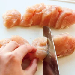 とり肉を準備する