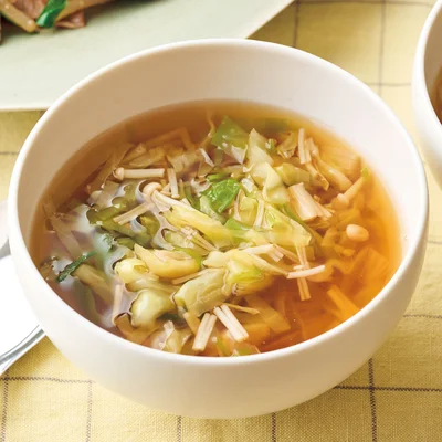 キャベツとえのきの酸辣湯（サンラータン）風