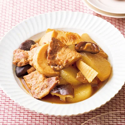 豚肉とたけのこの中華風煮込み