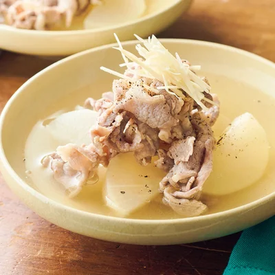 大根と豚こまのうま塩スープ