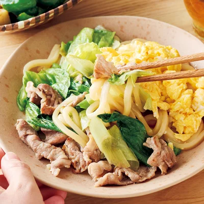 「レタスと卵の焼きうどん」の献立