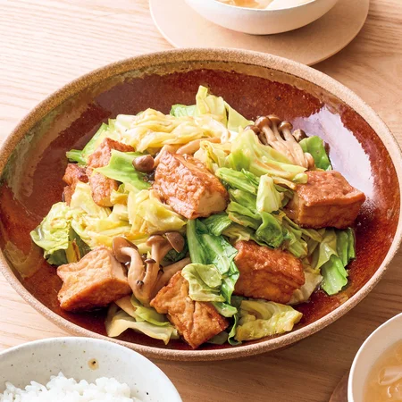 厚揚げとキャベツのみそ炒め