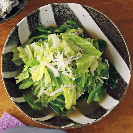 春キャベツとしらすの煮びたし