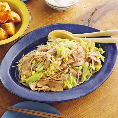 豚肉ともやしの温サラダ