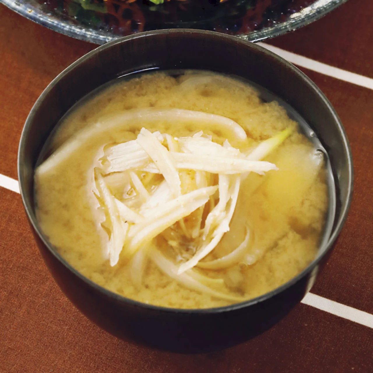 新ごぼうのみそ汁