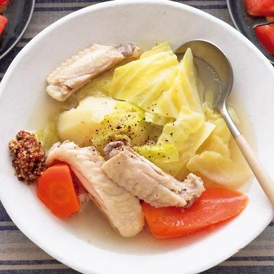 手羽中とごろごろ野菜のポトフ