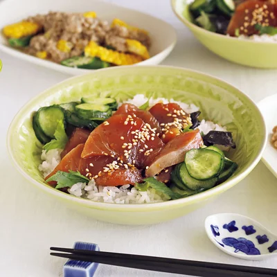 「かつおのづけ丼」の献立