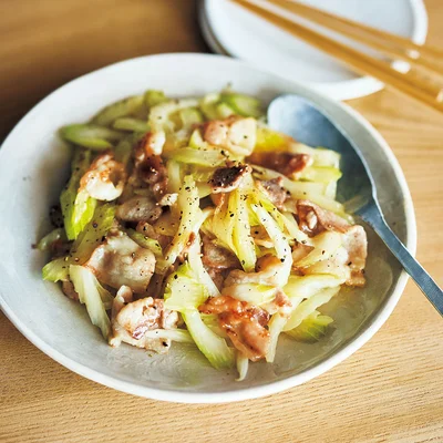 豚バラとセロリのさっぱり炒め