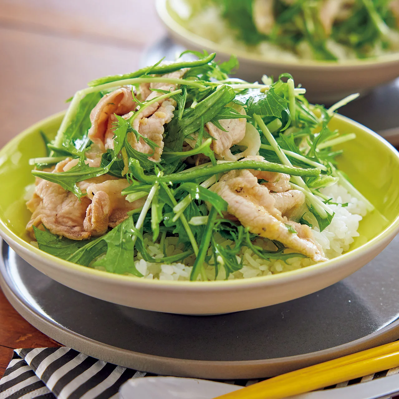 野菜たっぷり豚しゃぶ丼