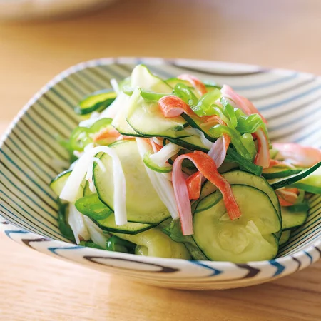 ズッキーニとかにかまの甘酢あえ