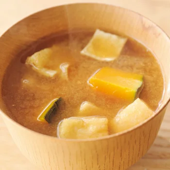 かぼちゃと油揚げのみそ汁