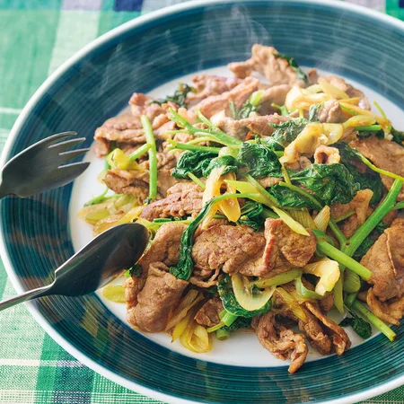 牛肉とモロヘイヤのカレーオイスター炒め
