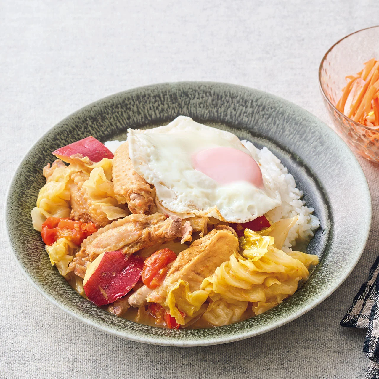 手羽中とキャベツのカレーライス