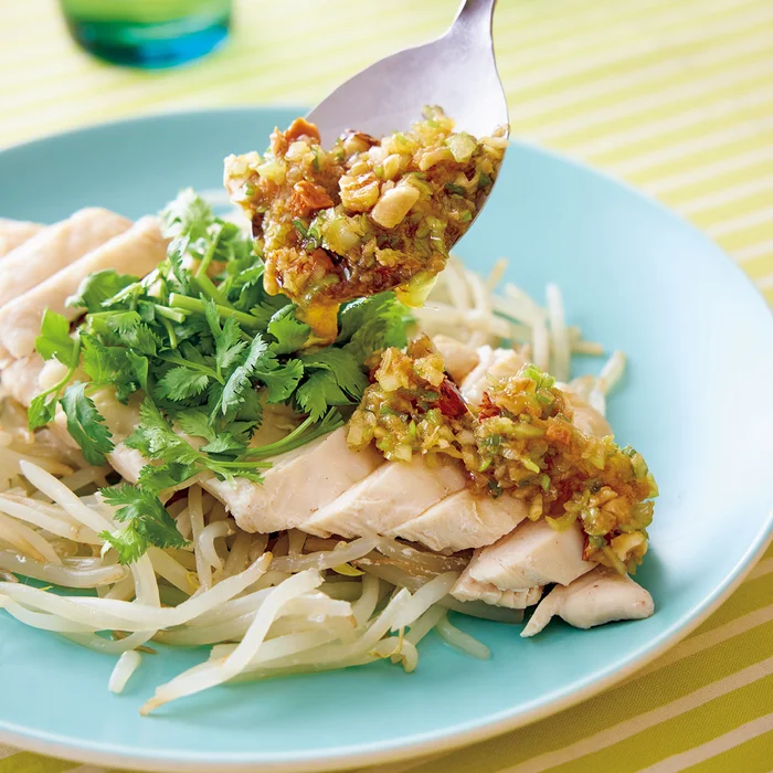 蒸しどりのナッツねぎだれよだれどり風