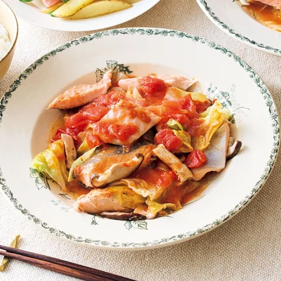 鮭とキャベツのトマト煮