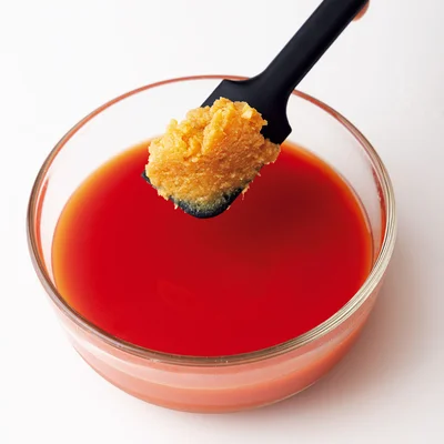【memo】
トマトジュースは生のトマトよりもリコピンを効率よくとれるすぐれもの。発酵食品のみそを加えれば、さらに効果大!