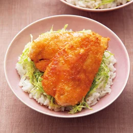 「ささ身のたれカツ丼」の献立
