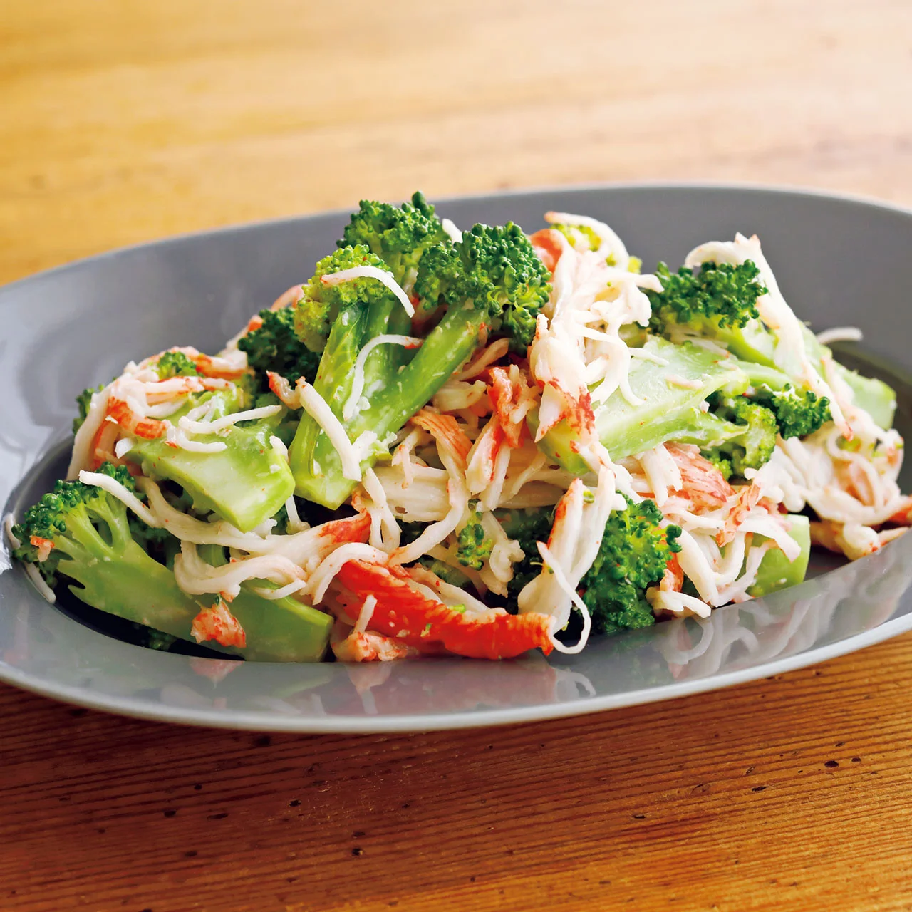 ブロッコリーとかにかまのサラダ