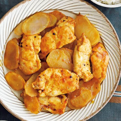 「とりじゃがカレー照り焼き」の献立