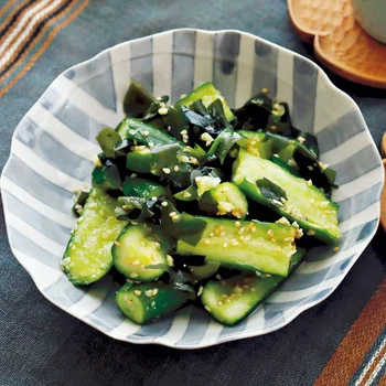 きゅうりのごま塩漬け
