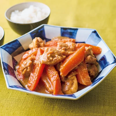 とり肉とにんじんのごまみそ煮