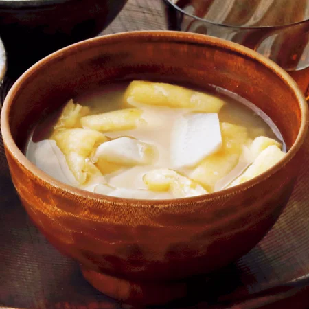 里いものみそ汁