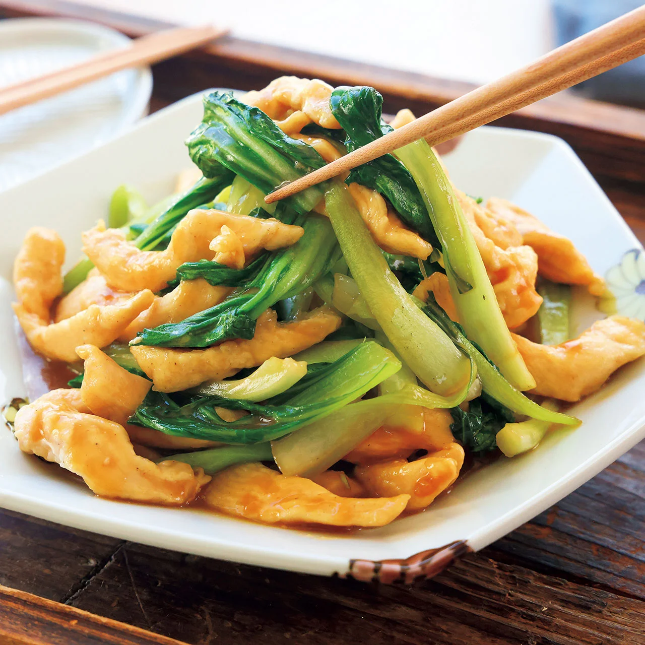 とりとチンゲンサイのチンジャオ風