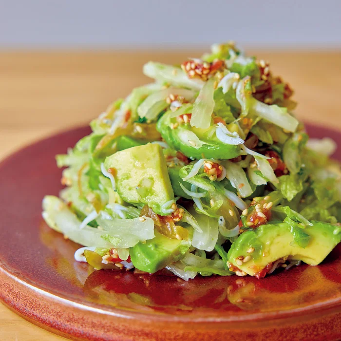 白菜とアボカドの梅ナムル