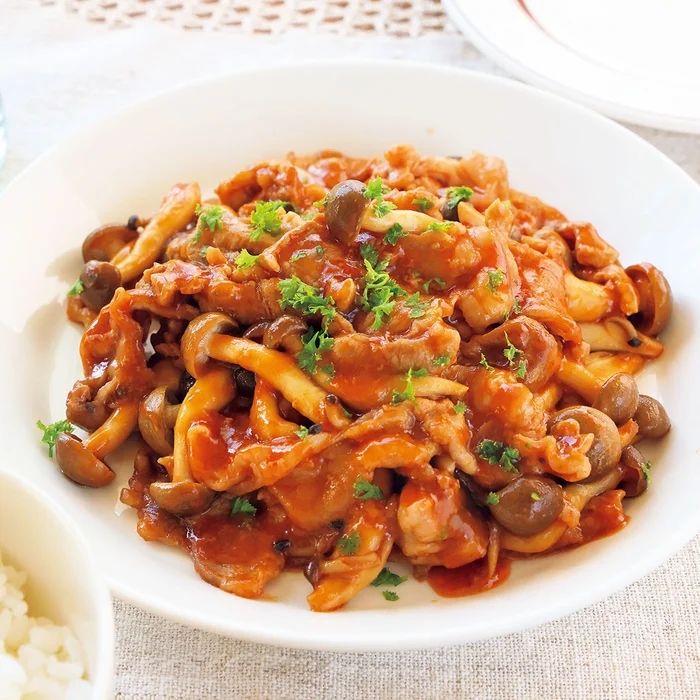 きのこ入りポークチャップ