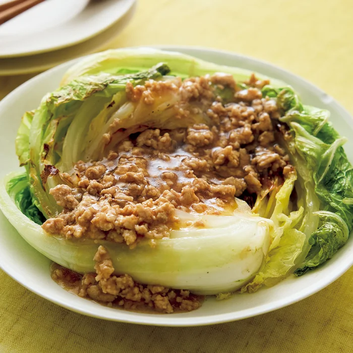 白菜ステーキのそぼろあんかけ