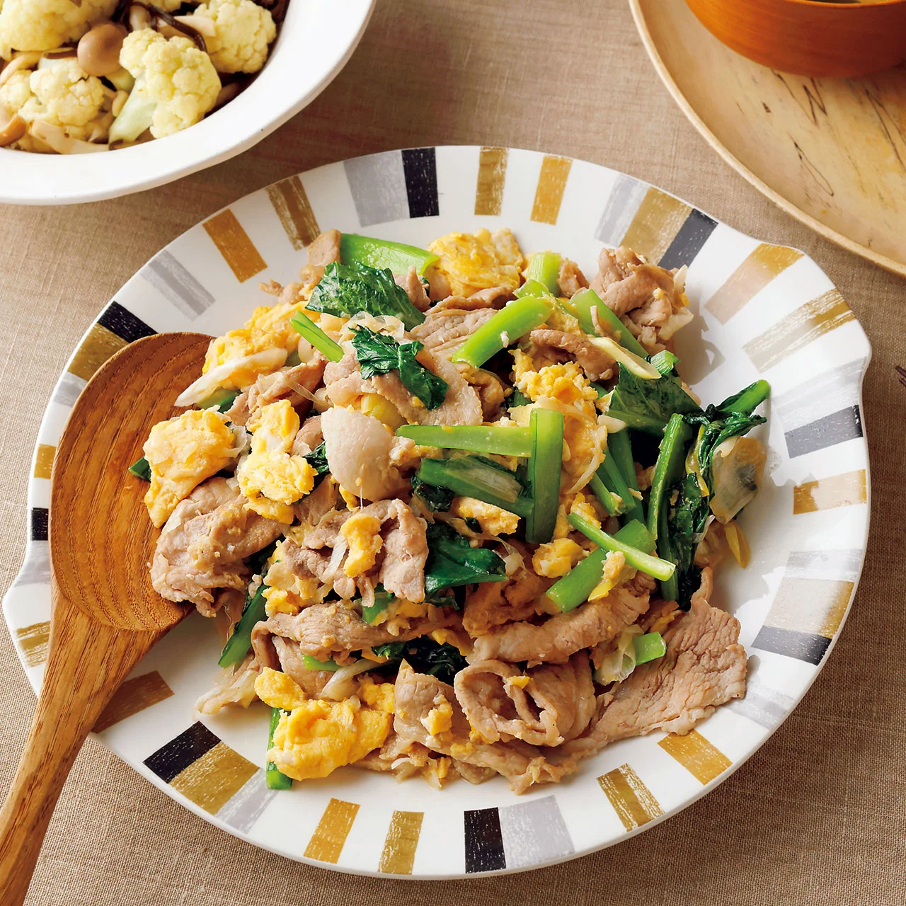 豚肉と小松菜の卵炒め