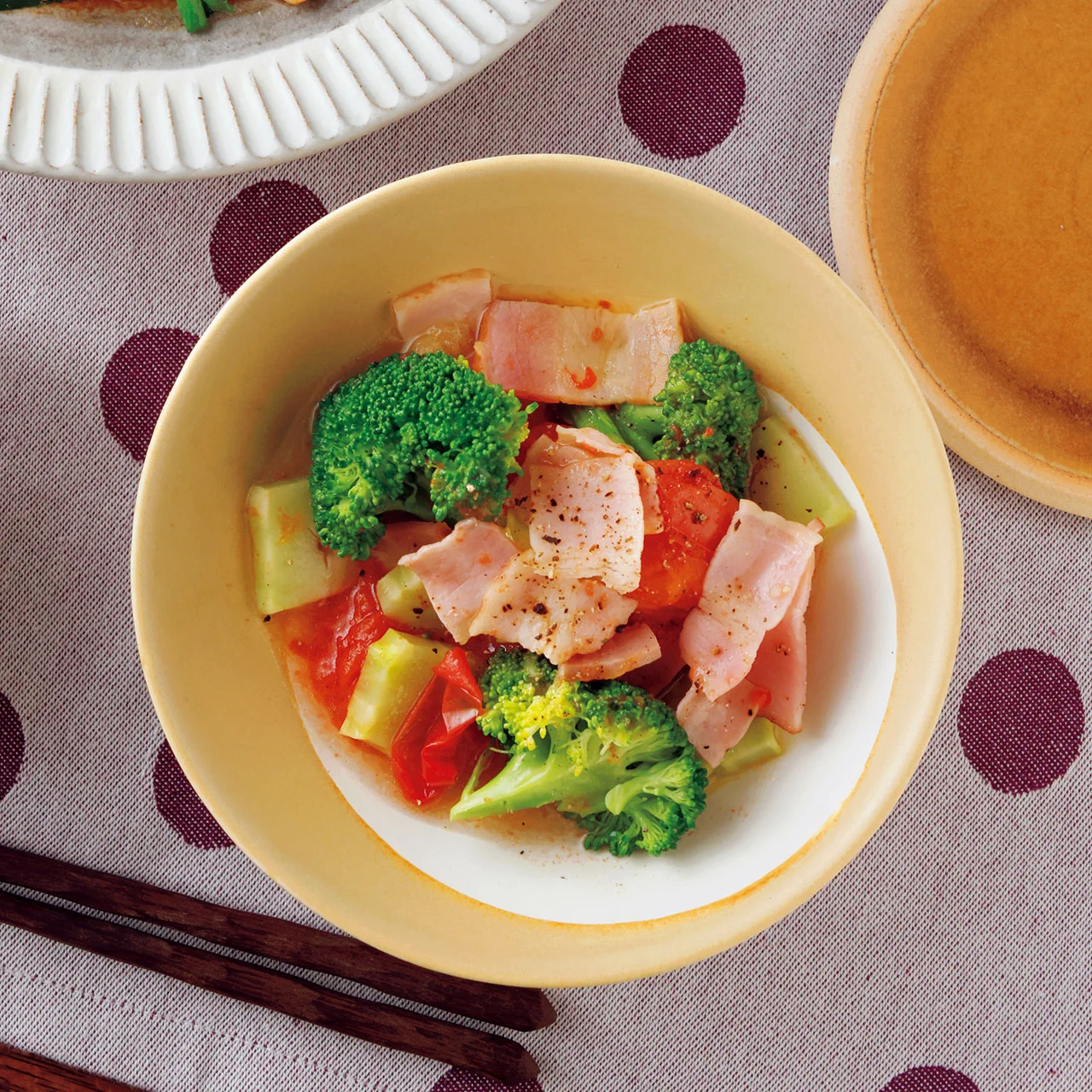 ブロッコリーとベーコンのレンジ煮