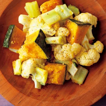 カリフラワーとかぼちゃの温サラダ