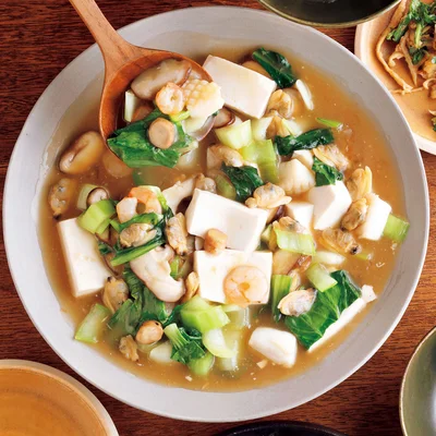 「豆腐とシーフードの中華煮」の献立