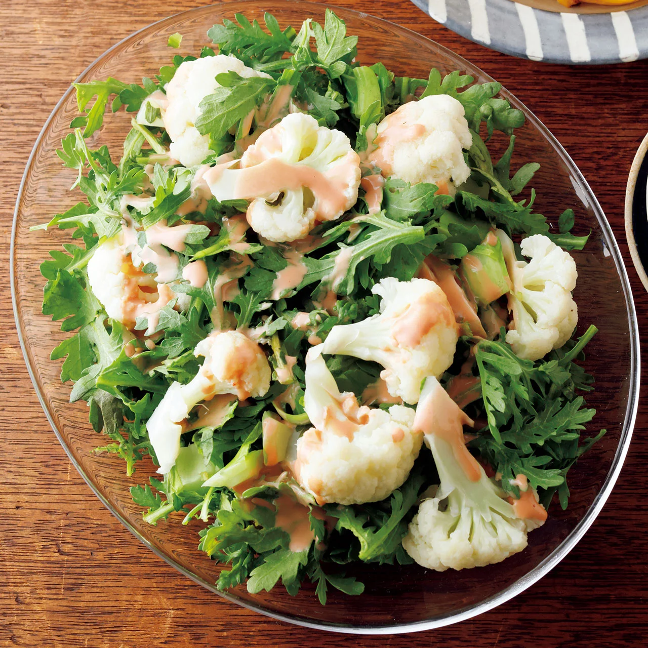 カリフラワーと春菊のサラダ