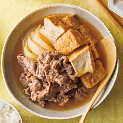 「牛肉と厚揚げ、新玉ねぎのすき煮」の献立