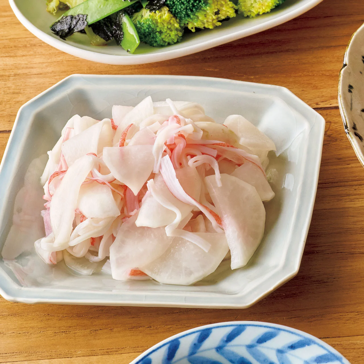 かぶとかにかまの甘酢あえ