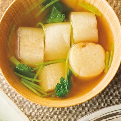 三つ葉と麩のすまし汁